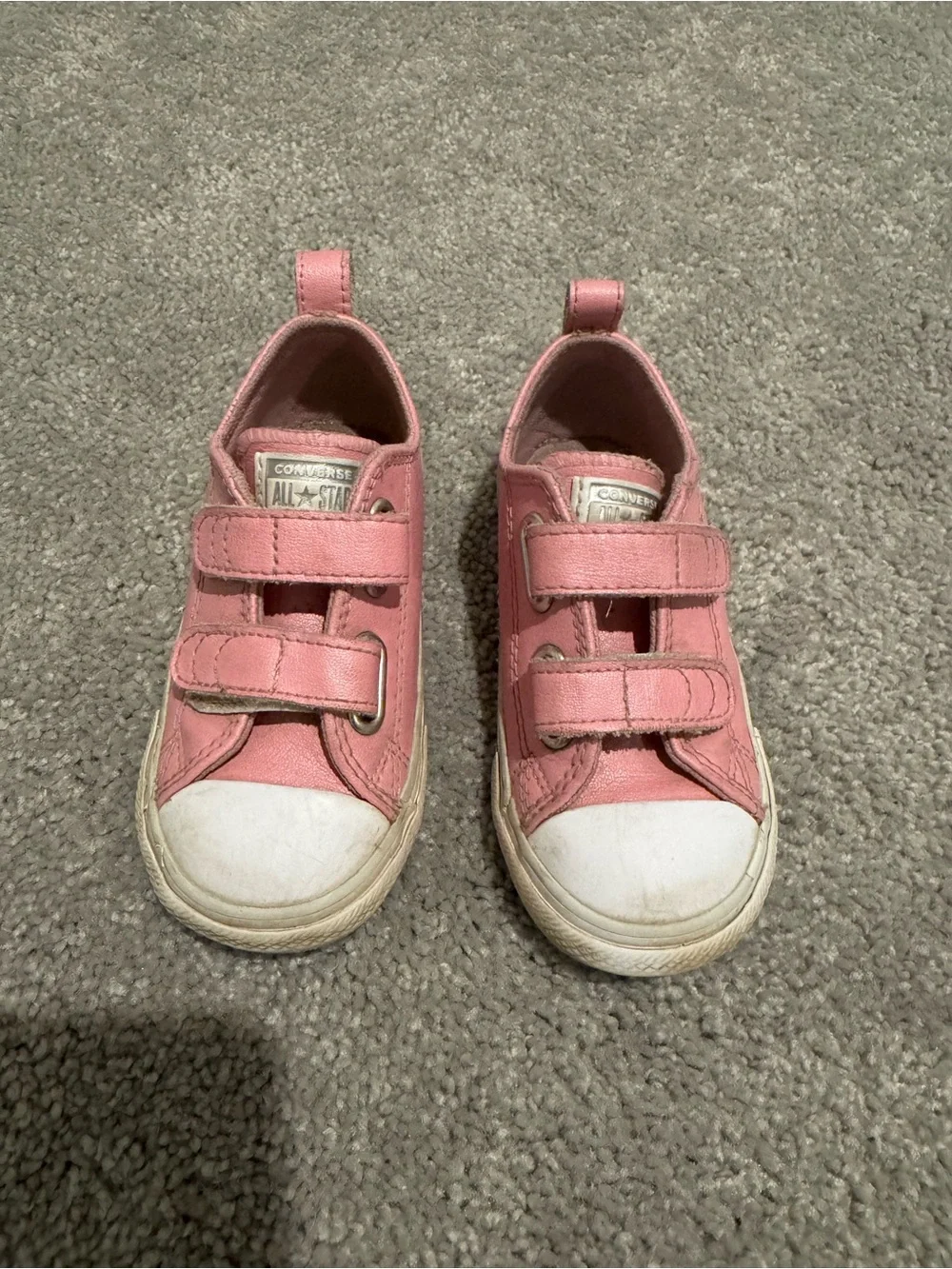 Girls converse size 8